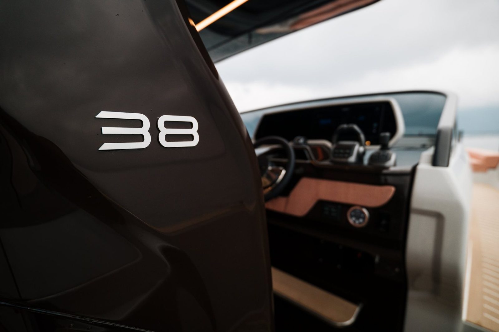 ASTOR 38 badge and helm